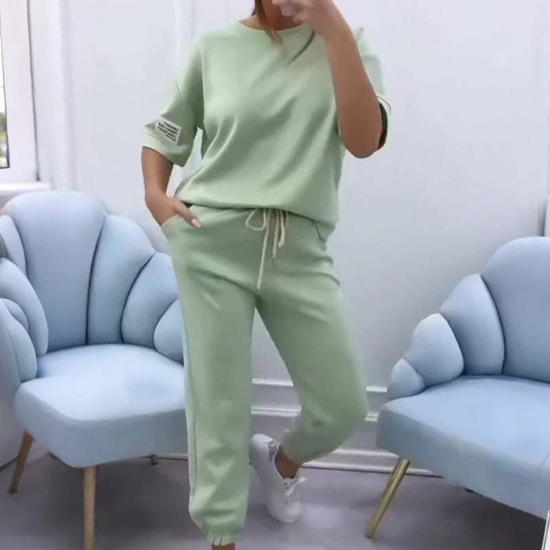 Essentiële Tweedelige Set